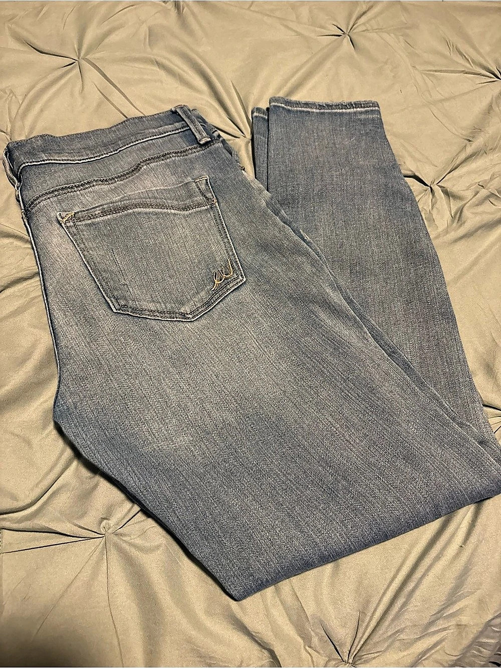 Express Mid Rise Button Fly Ankle Legging Jeans with Button Hem Size 6
